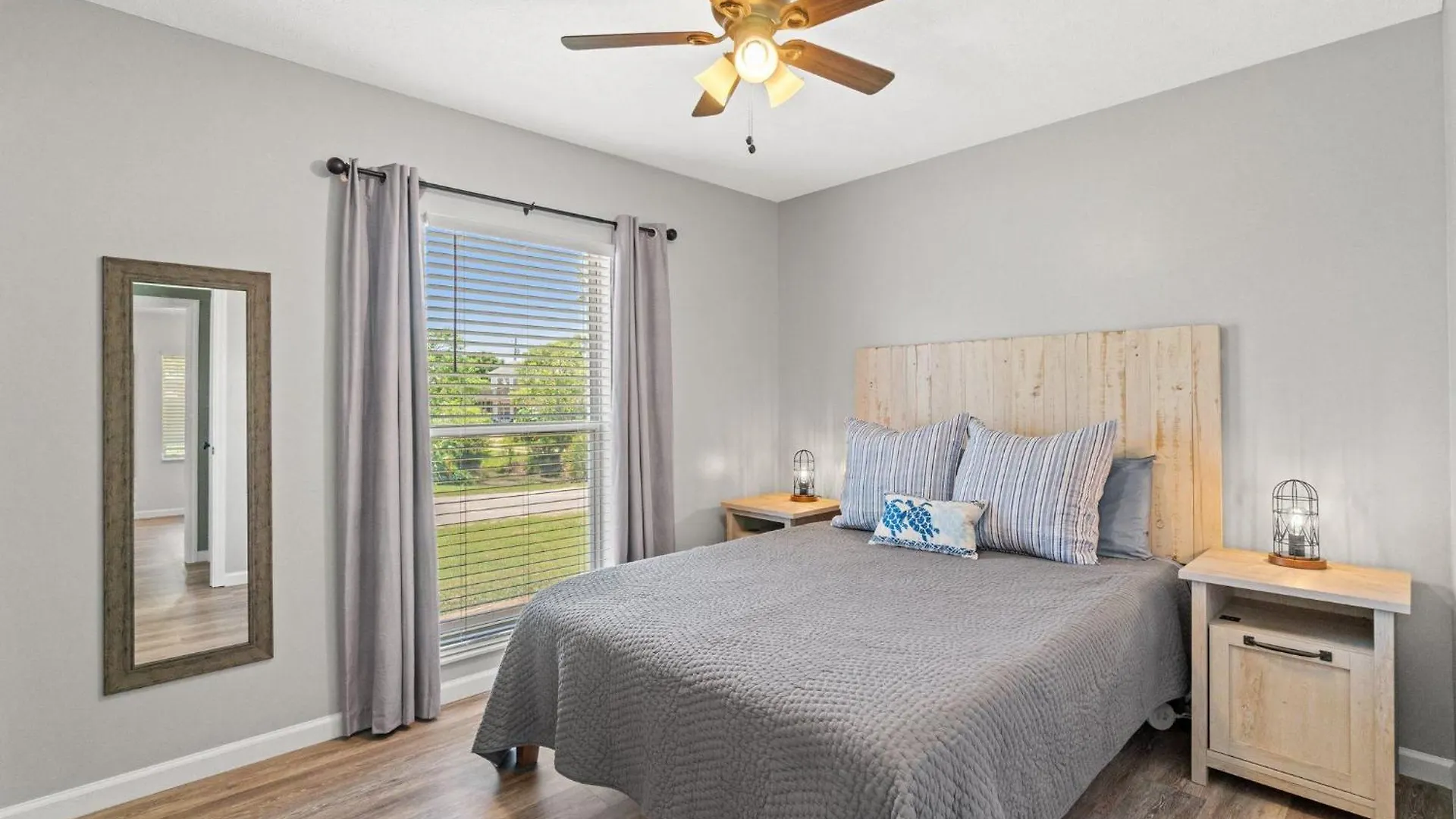 Sunny Daze Cottage By Beach Haven Vacation Rentals Panama City Beach